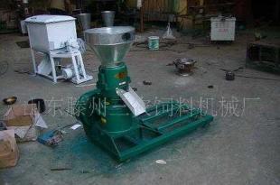 山東滕州三農(nóng)飼料機械廠 專業(yè)制造飼料制粒機，助力現(xiàn)代化養(yǎng)殖與飼料工業(yè)